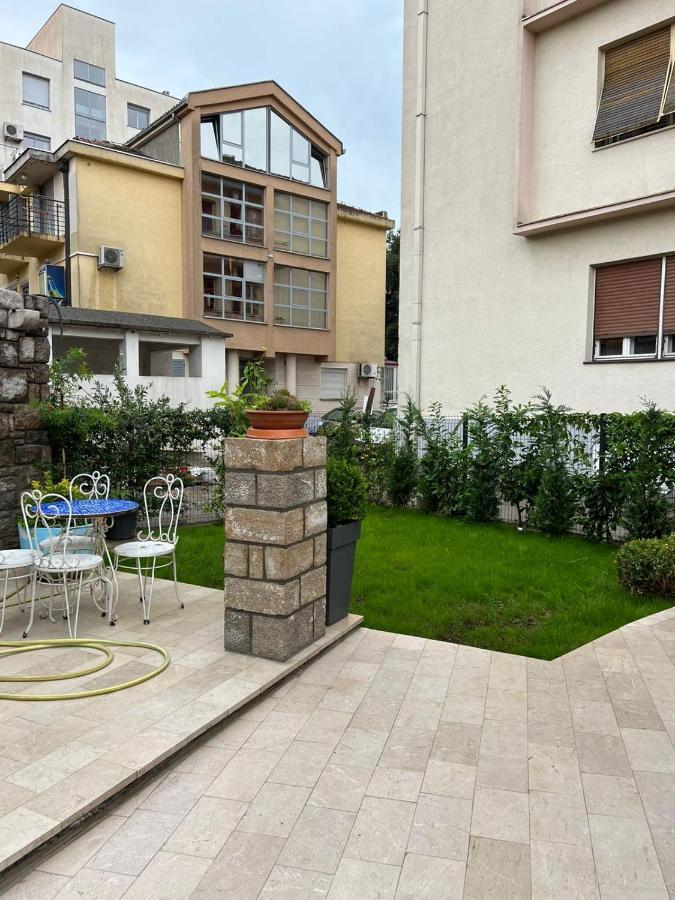 Rose Downtown Leilighet Podgorica Eksteriør bilde