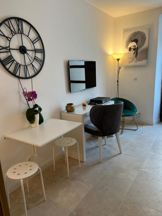 Rose Downtown Leilighet Podgorica Eksteriør bilde