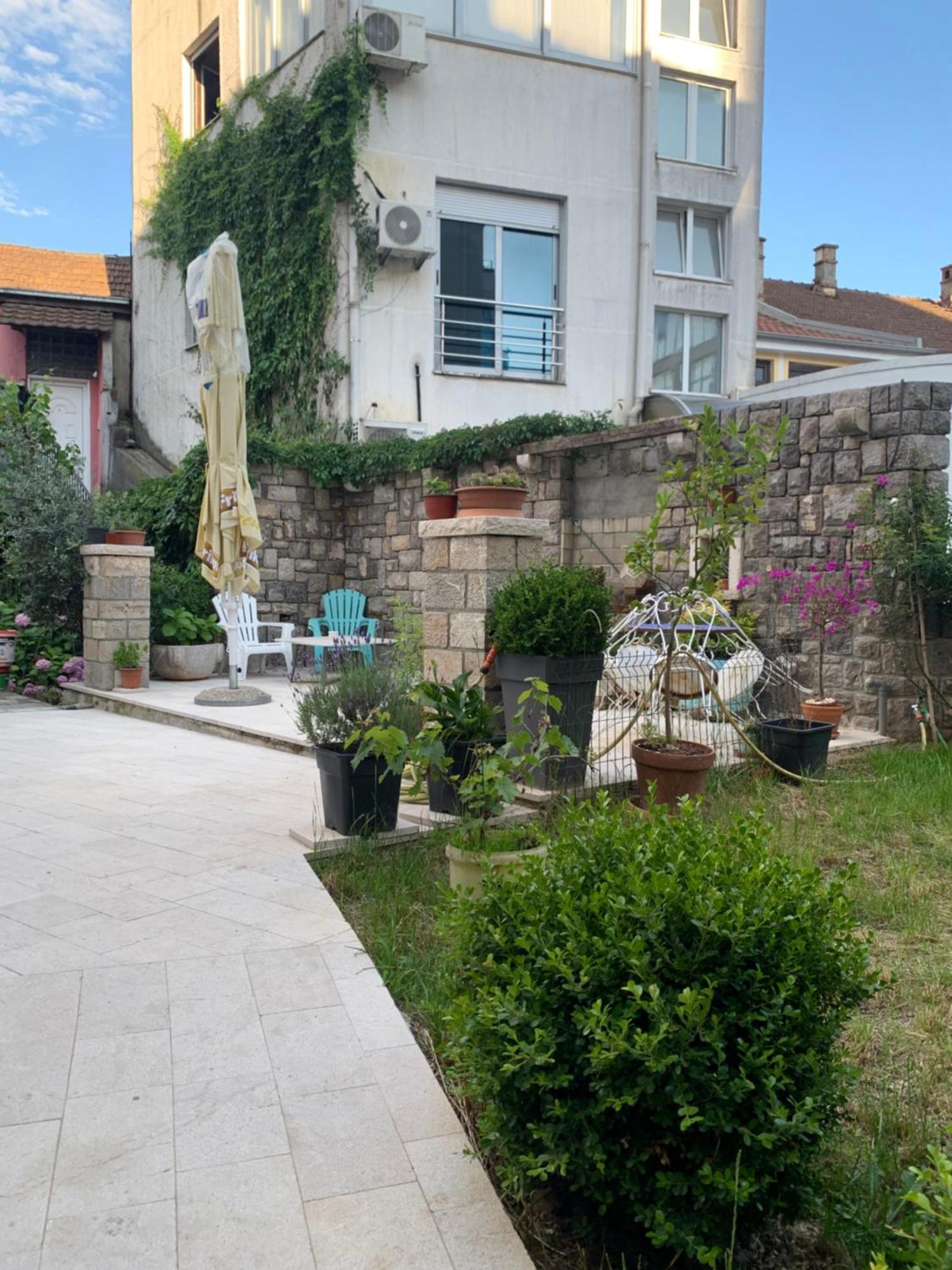 Rose Downtown Leilighet Podgorica Eksteriør bilde